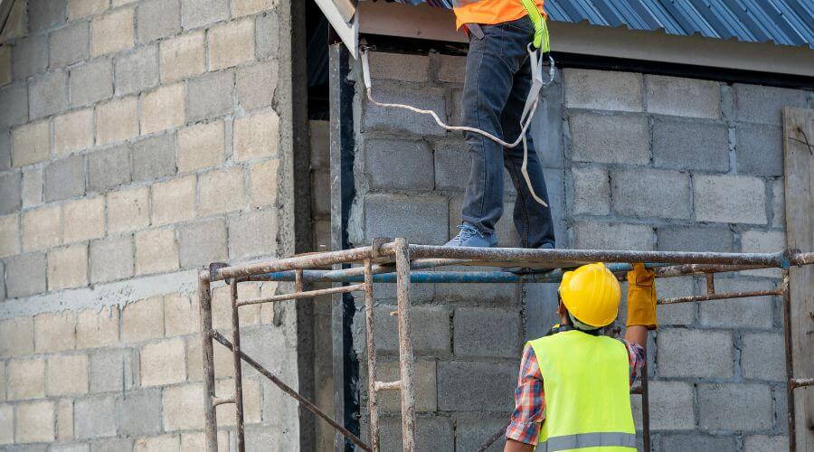 Expert Emergency Roof Repairs services in Rocky Comfort, MO